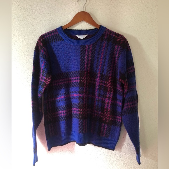 Plaid Sweater - Picture 2 of 6